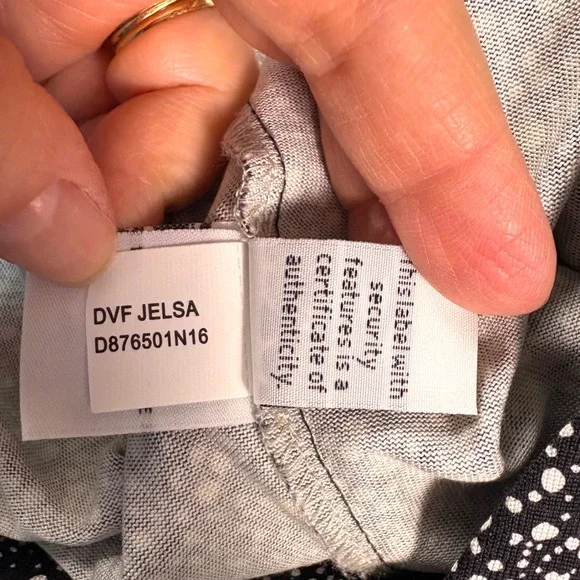 Diane von Furstenberg Jelsa Wrap Dress Womens 14 100% Silk Luxe Comfort Chic - Picture 5 of 11